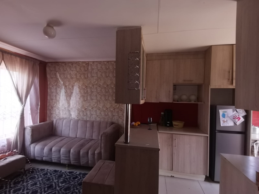 2 Bedroom Property for Sale in Savanna City Gauteng