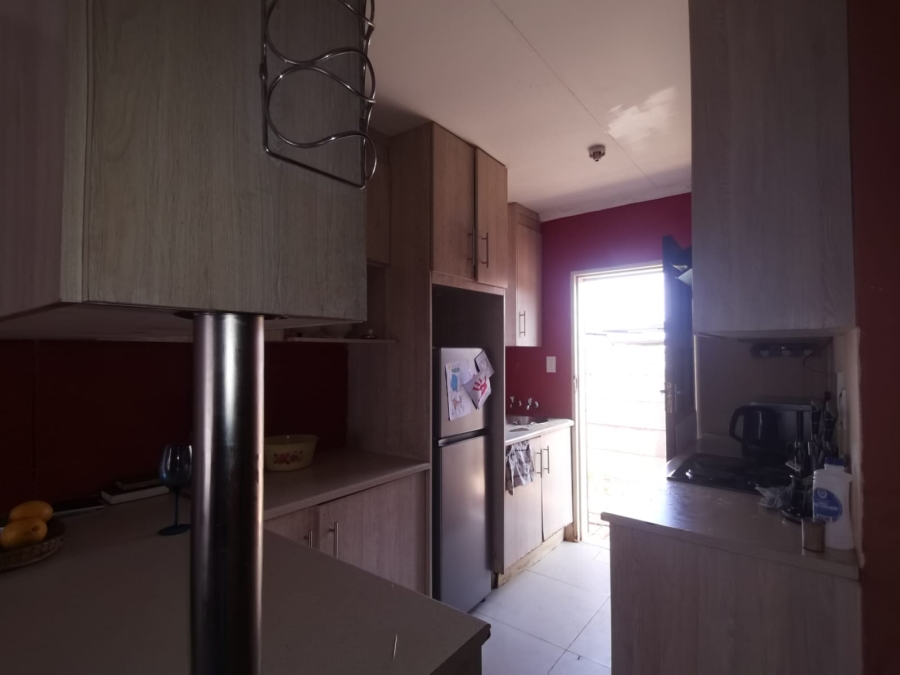 2 Bedroom Property for Sale in Savanna City Gauteng