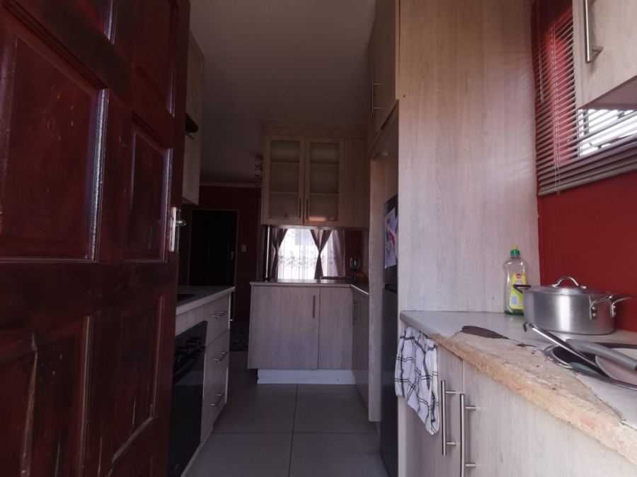 2 Bedroom Property for Sale in Savanna City Gauteng