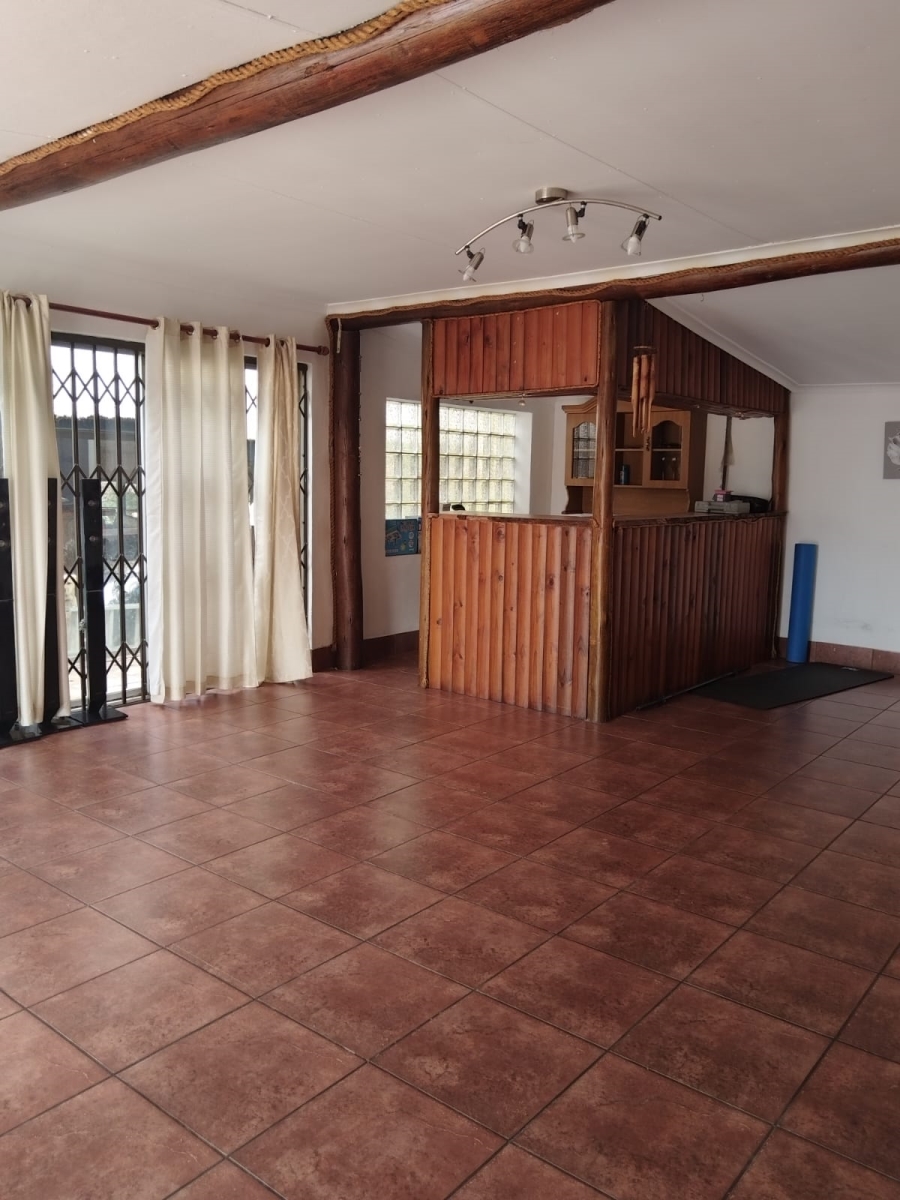 4 Bedroom Property for Sale in Birchleigh Gauteng