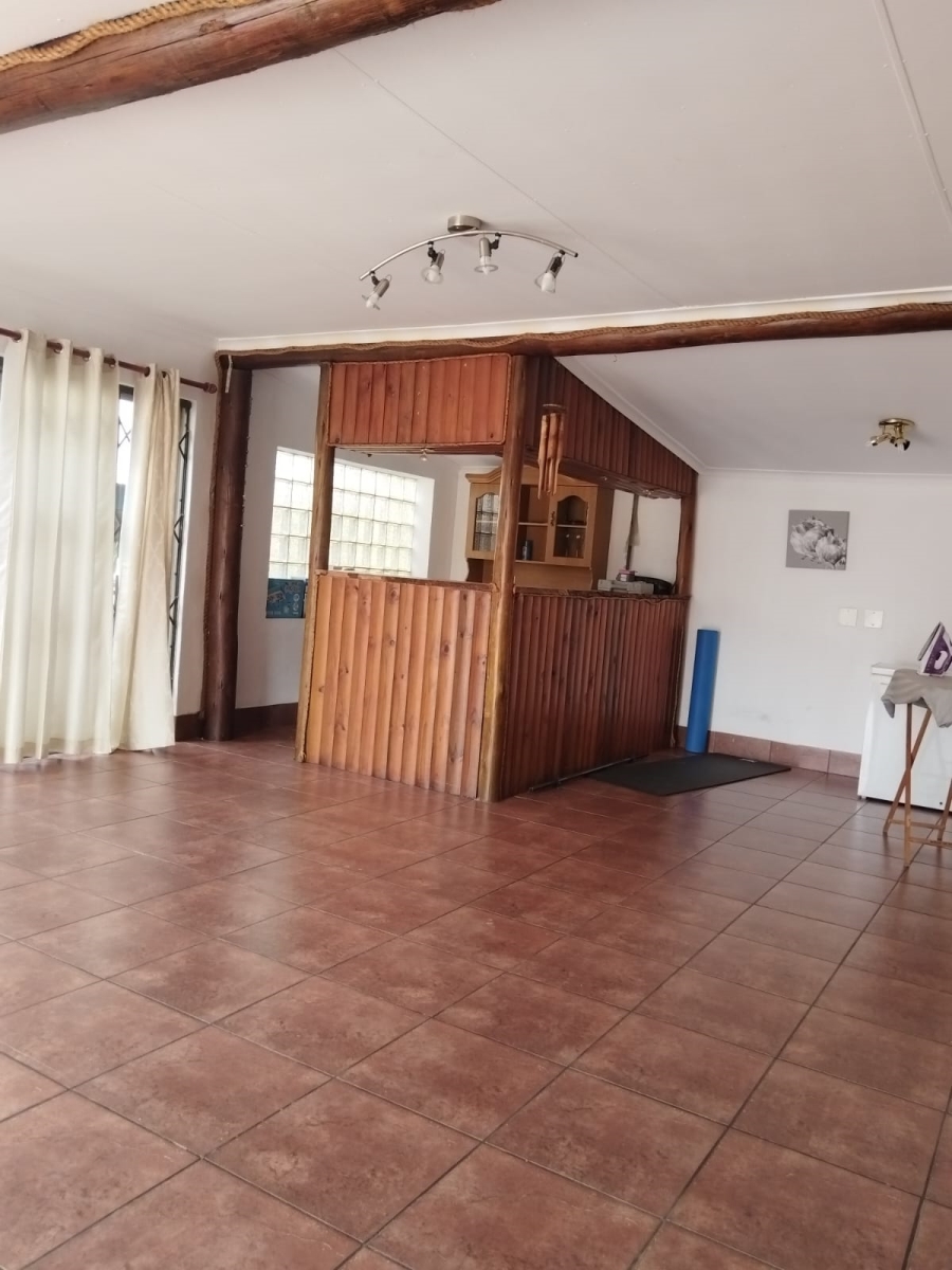4 Bedroom Property for Sale in Birchleigh Gauteng