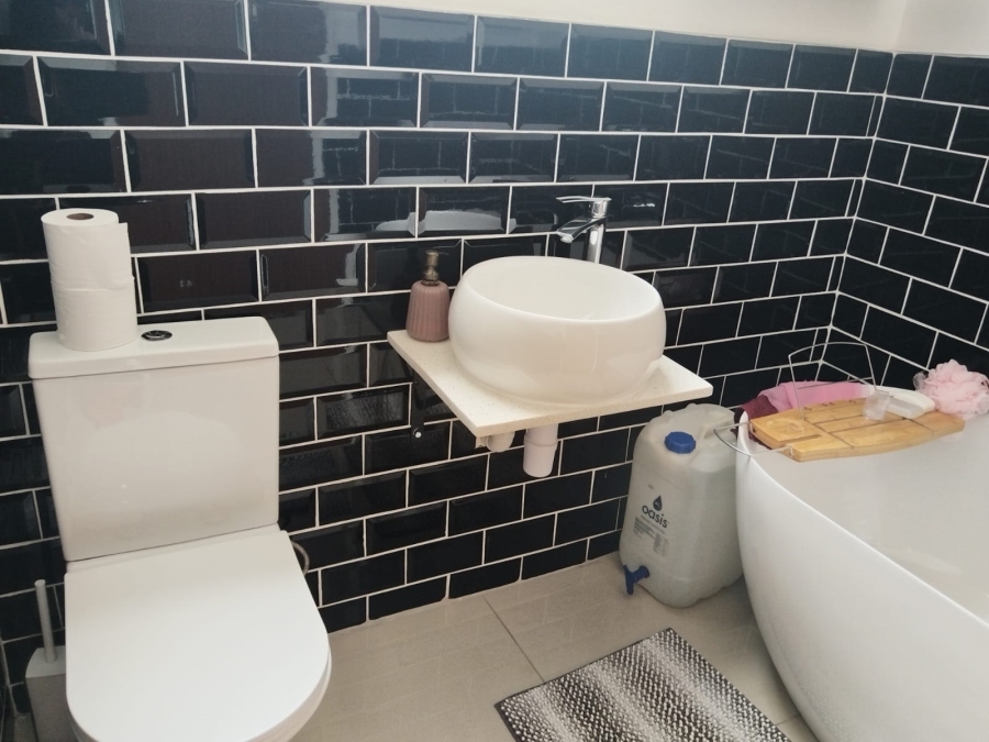 4 Bedroom Property for Sale in Birchleigh Gauteng