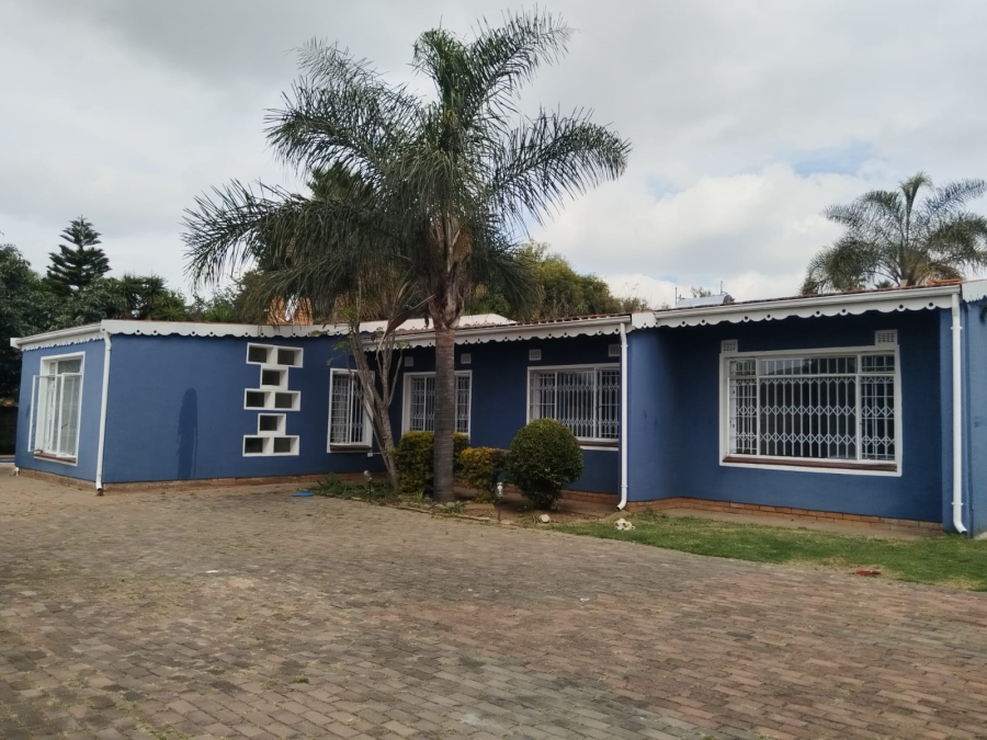 4 Bedroom Property for Sale in Birchleigh Gauteng