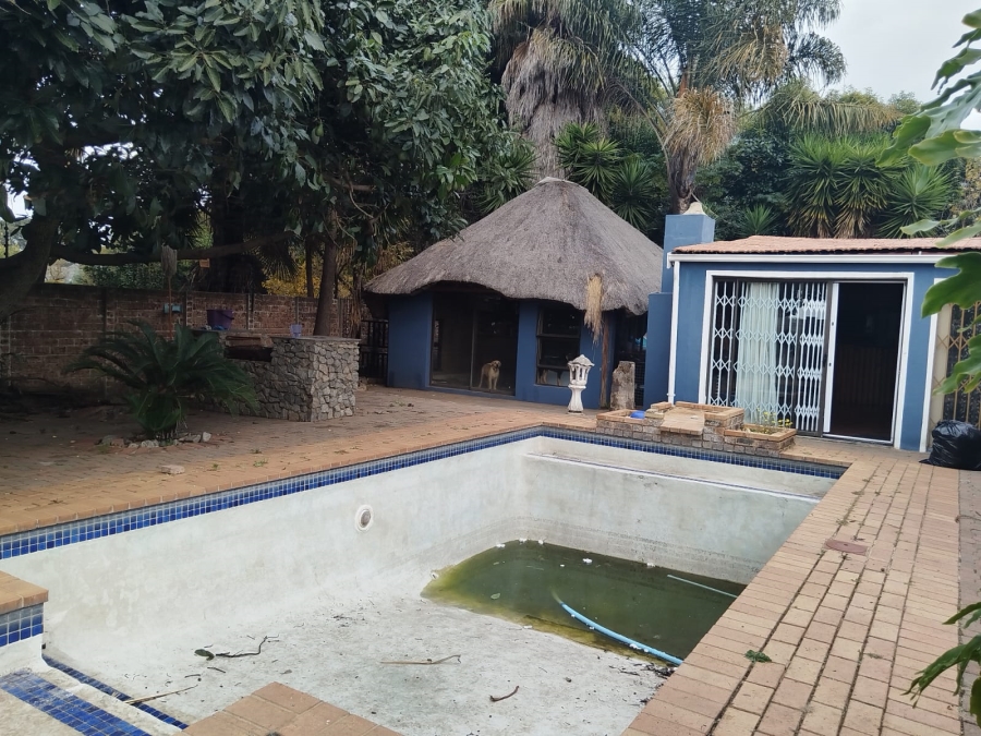 4 Bedroom Property for Sale in Birchleigh Gauteng