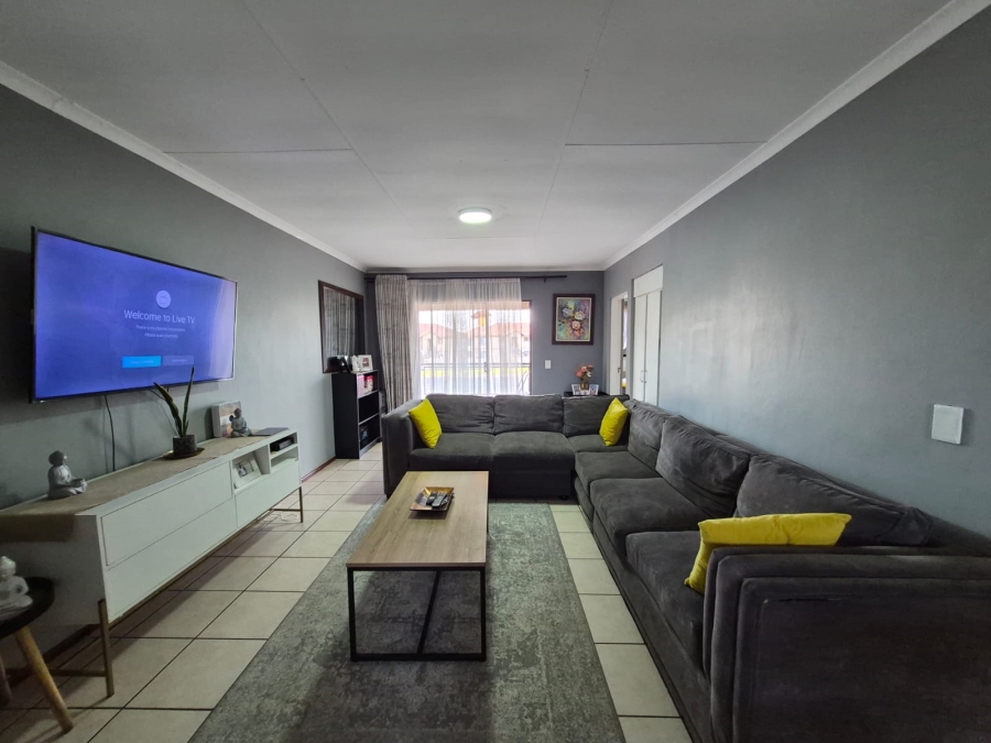 3 Bedroom Property for Sale in Parkrand Gauteng