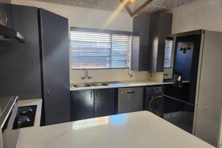 3 Bedroom Property for Sale in Glen Marais Gauteng