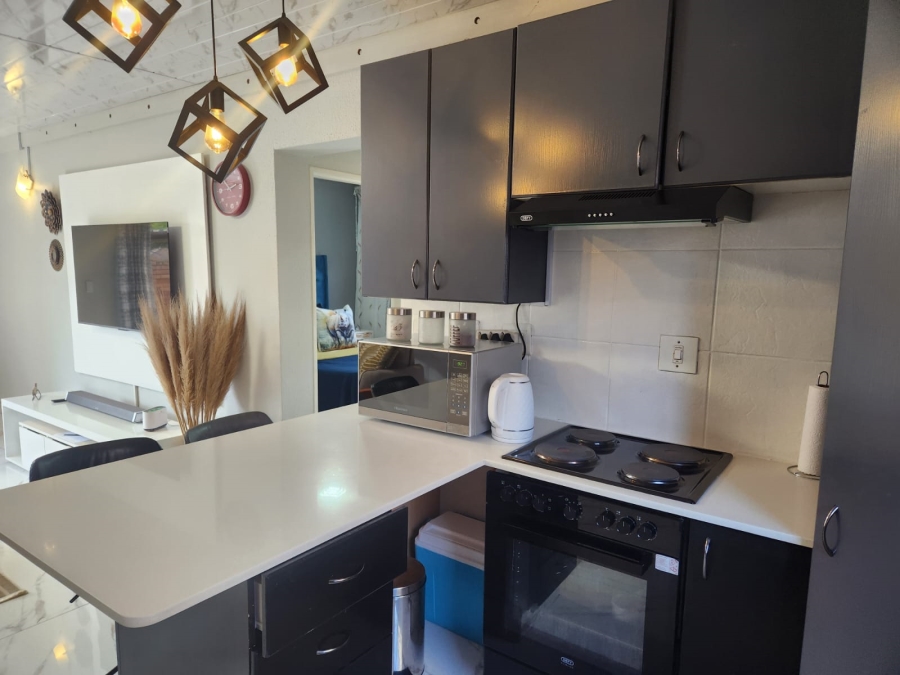 3 Bedroom Property for Sale in Glen Marais Gauteng
