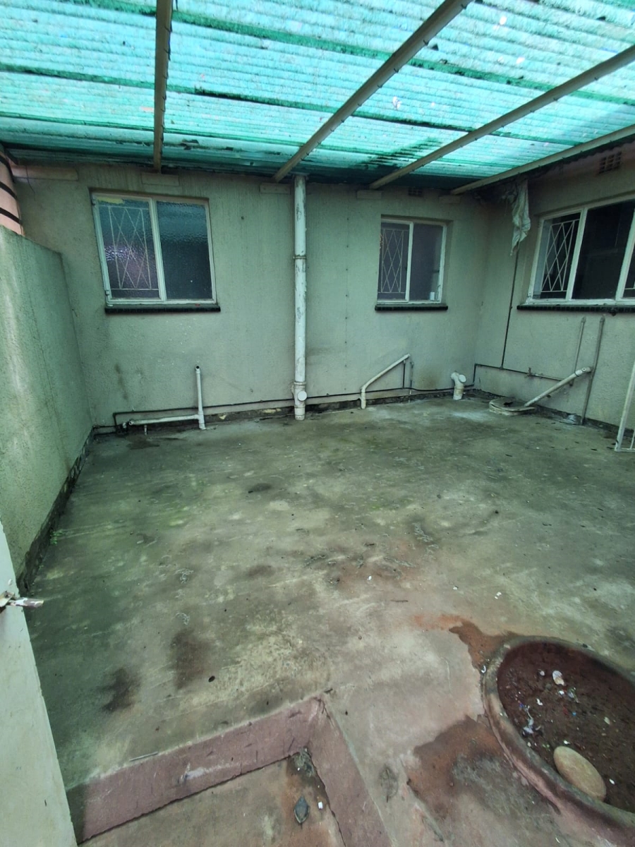 3 Bedroom Property for Sale in Unitas Park Gauteng