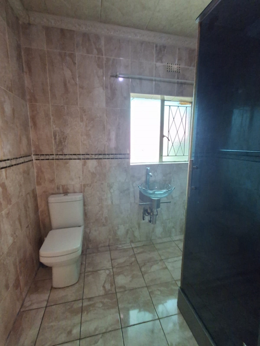 3 Bedroom Property for Sale in Unitas Park Gauteng