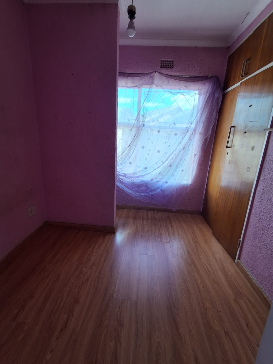3 Bedroom Property for Sale in Unitas Park Gauteng