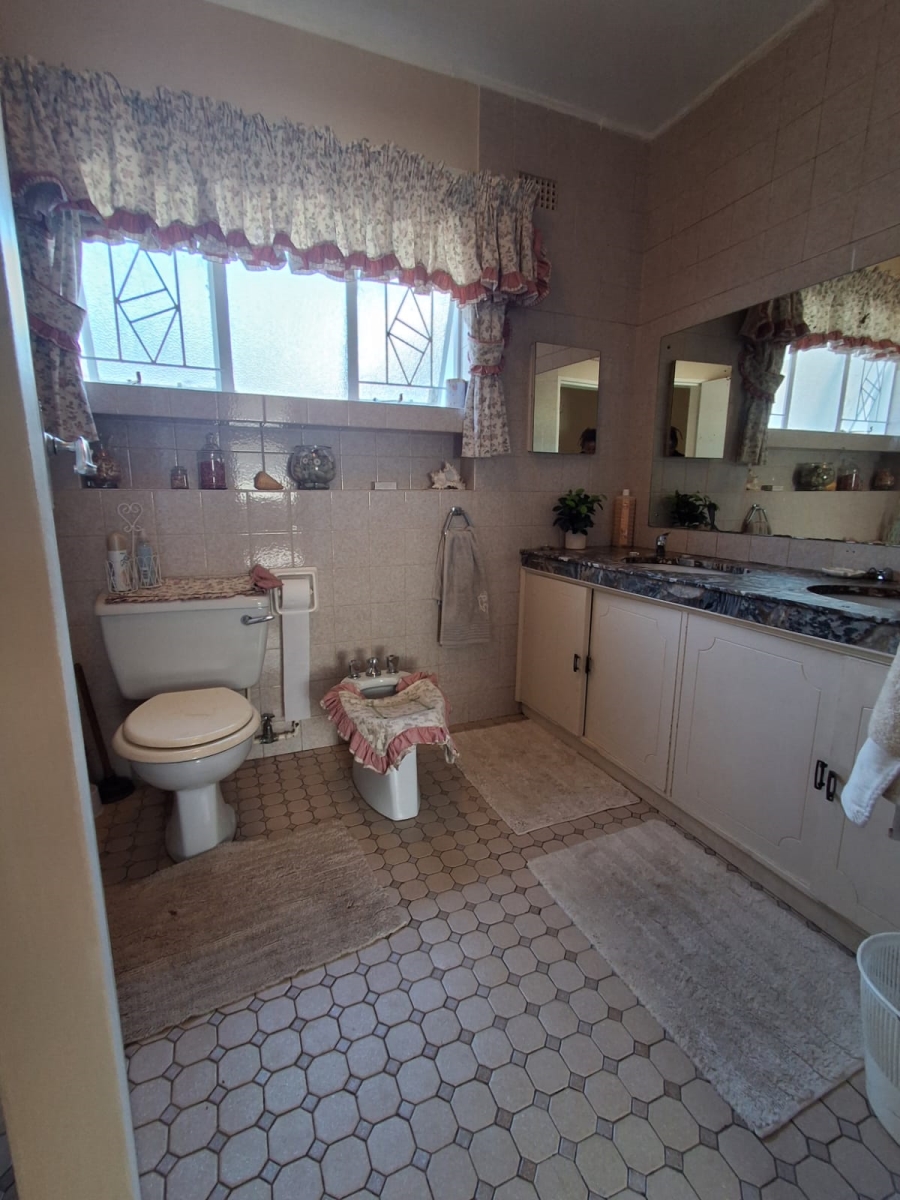 4 Bedroom Property for Sale in Three Rivers Gauteng