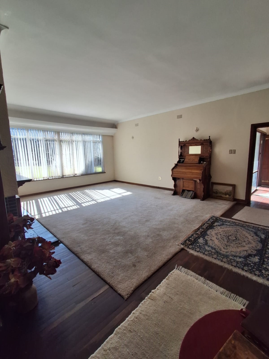 4 Bedroom Property for Sale in Three Rivers Gauteng