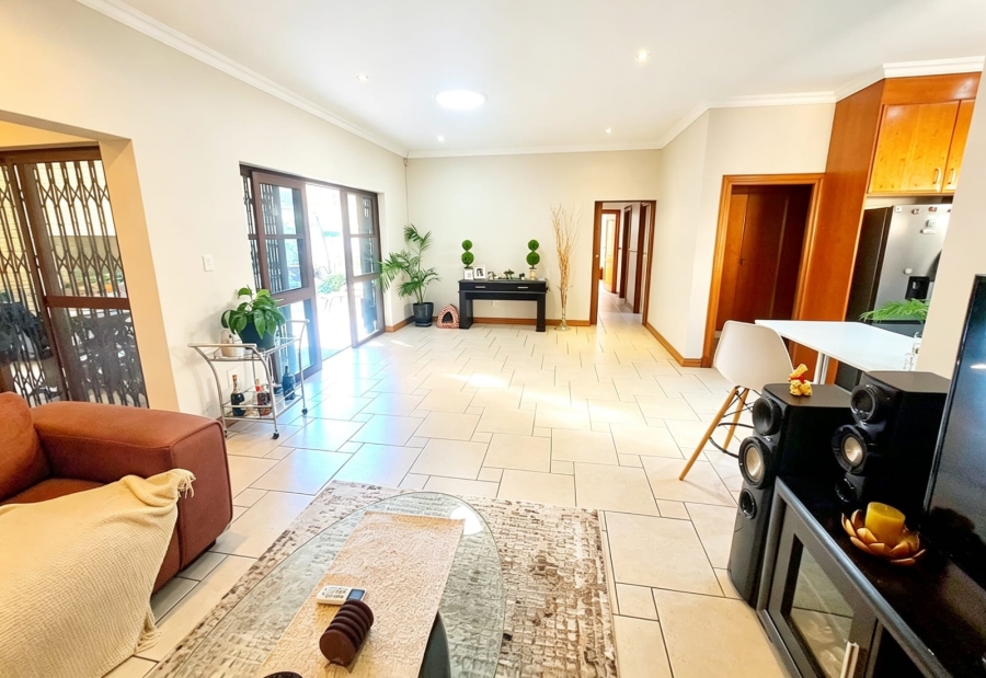 3 Bedroom Property for Sale in Three Rivers Gauteng