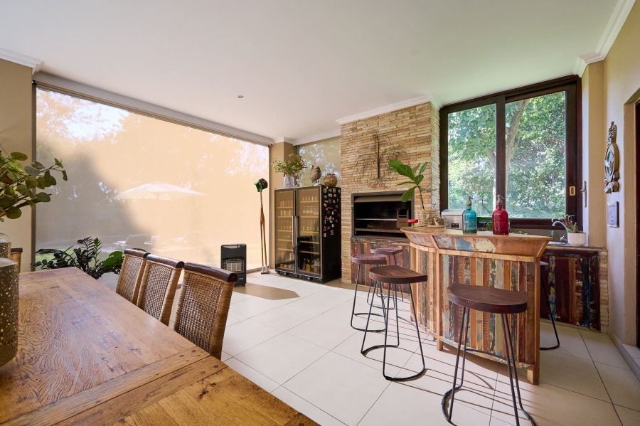 4 Bedroom Property for Sale in Carlswald Estate Gauteng