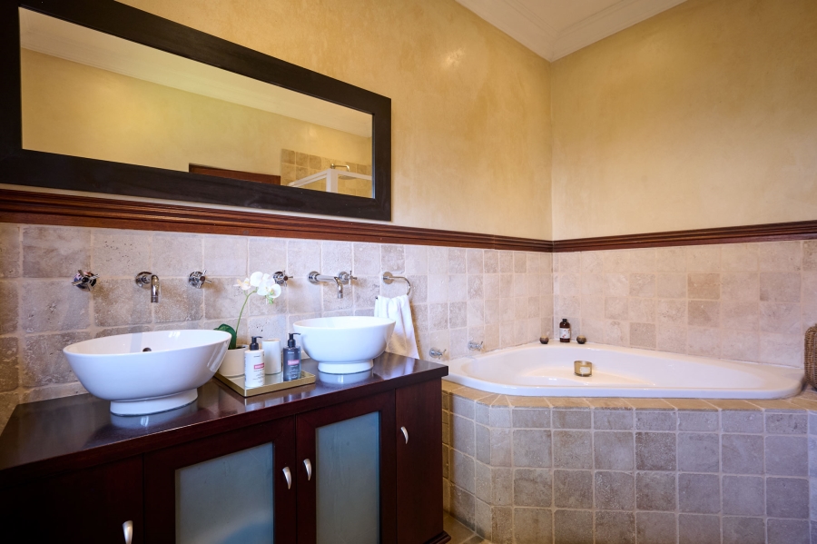 4 Bedroom Property for Sale in Carlswald Estate Gauteng