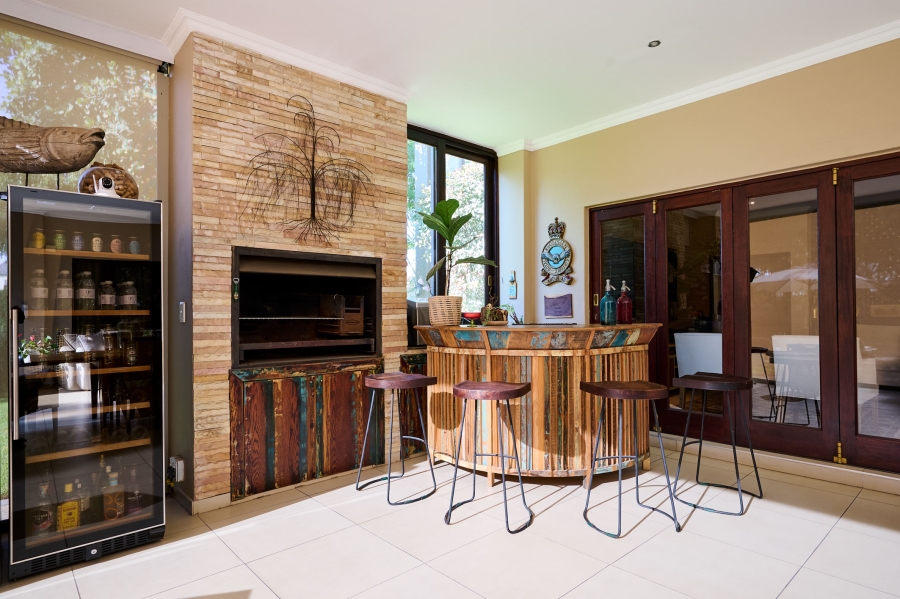 4 Bedroom Property for Sale in Carlswald Estate Gauteng