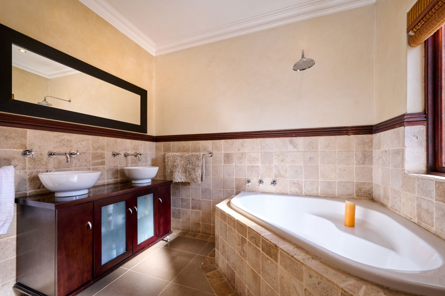 4 Bedroom Property for Sale in Carlswald Estate Gauteng