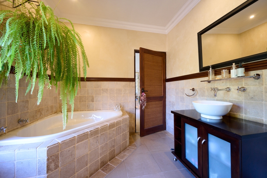 4 Bedroom Property for Sale in Carlswald Estate Gauteng