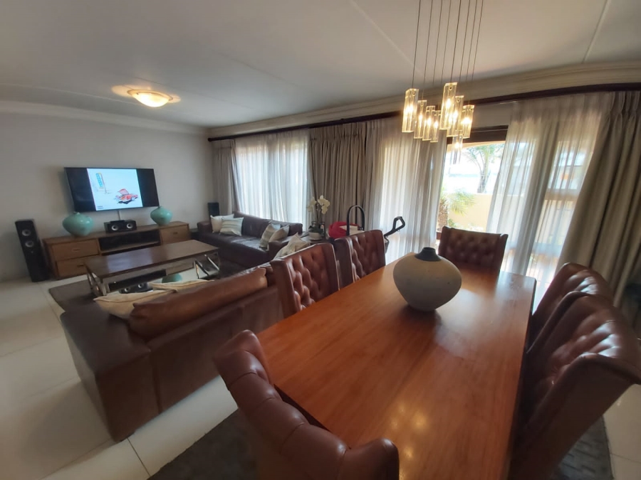 To Let 4 Bedroom Property for Rent in Bassonia Gauteng