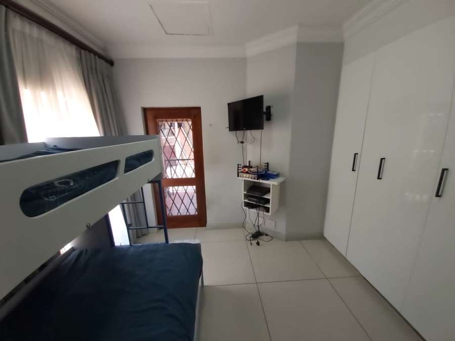 To Let 4 Bedroom Property for Rent in Bassonia Gauteng