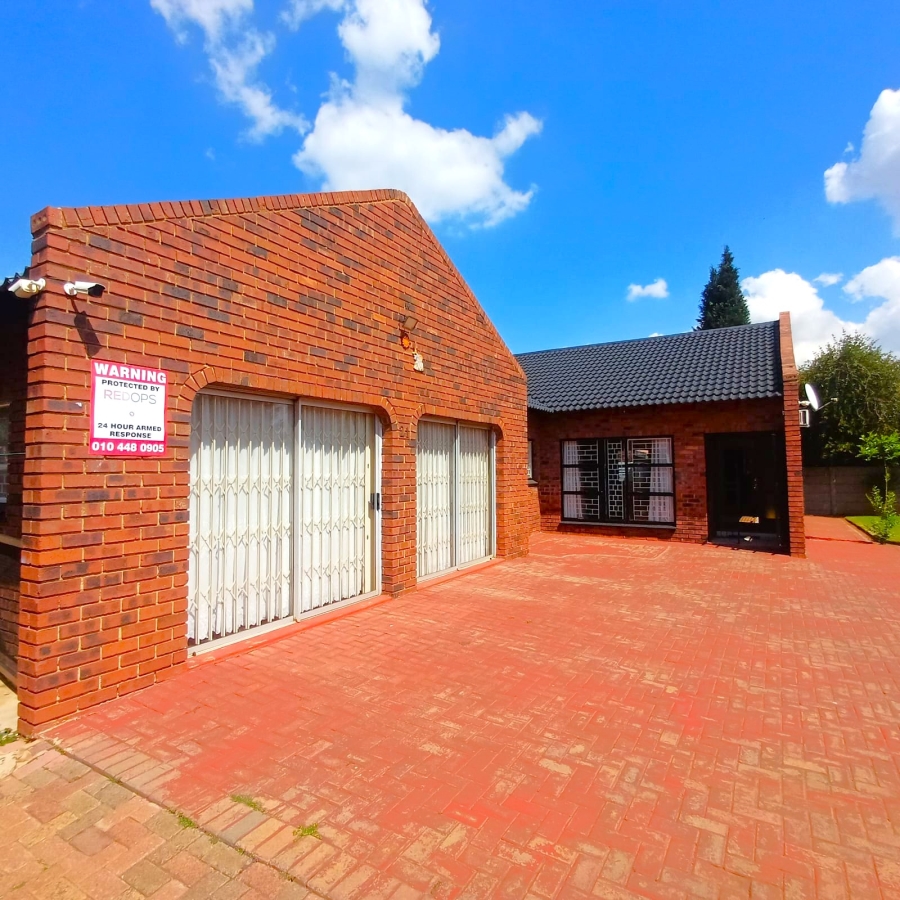 3 Bedroom Property for Sale in Riversdale Gauteng