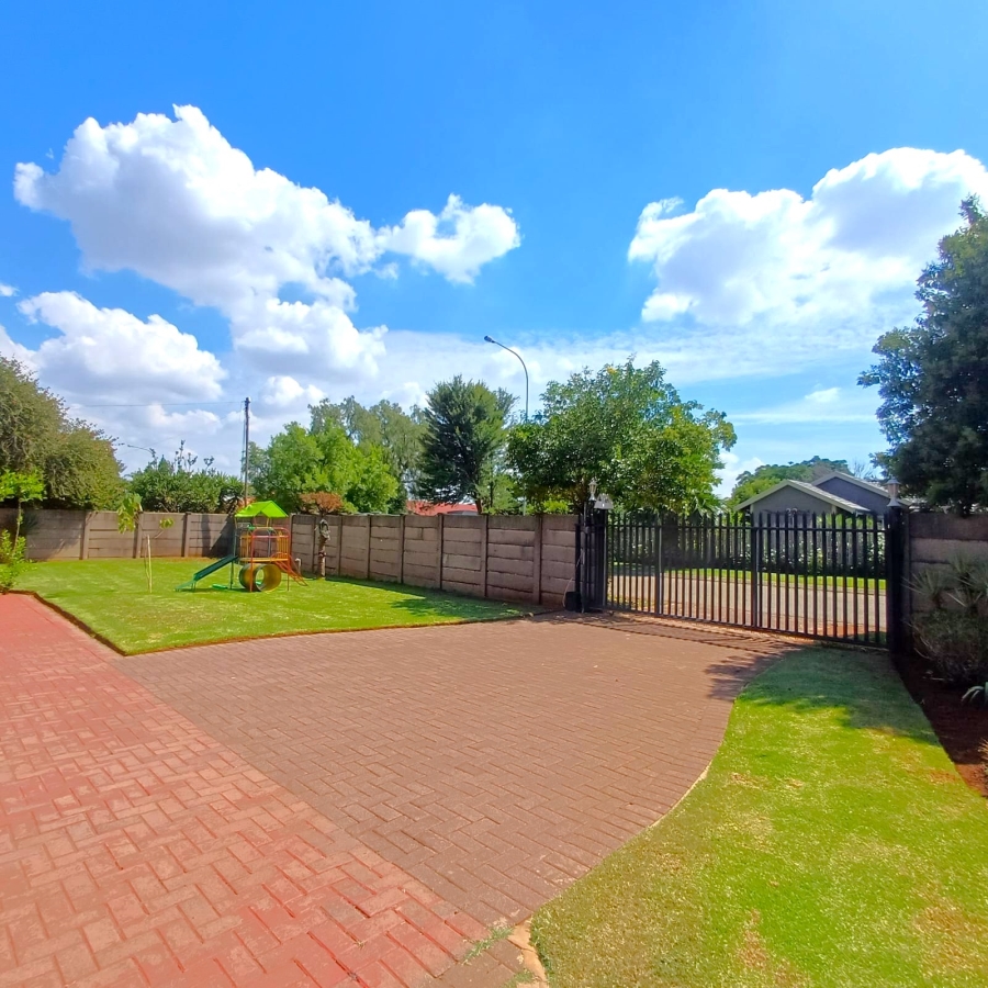 3 Bedroom Property for Sale in Riversdale Gauteng