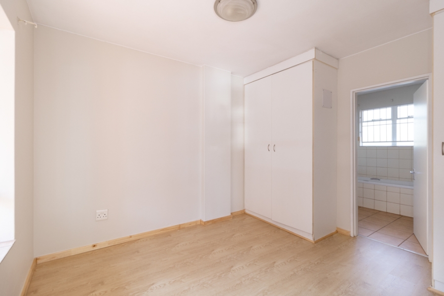 2 Bedroom Property for Sale in Die Wilgers Gauteng