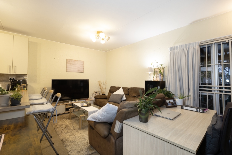 2 Bedroom Property for Sale in Greenstone Hill Gauteng