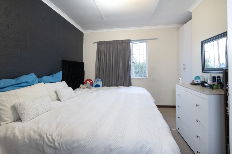 2 Bedroom Property for Sale in Greenstone Hill Gauteng
