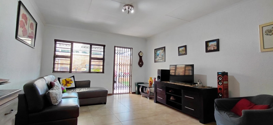 3 Bedroom Property for Sale in Beyers Park Gauteng