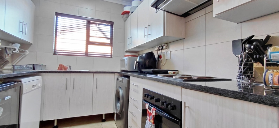 3 Bedroom Property for Sale in Beyers Park Gauteng
