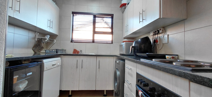 3 Bedroom Property for Sale in Beyers Park Gauteng