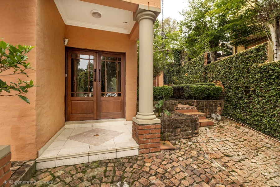 5 Bedroom Property for Sale in Faerie Glen Gauteng