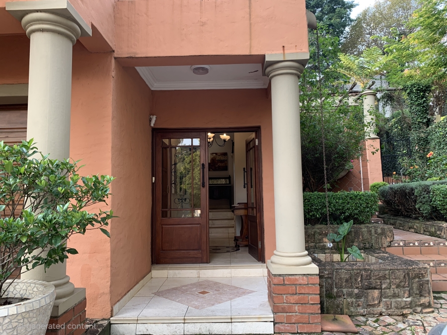 5 Bedroom Property for Sale in Faerie Glen Gauteng