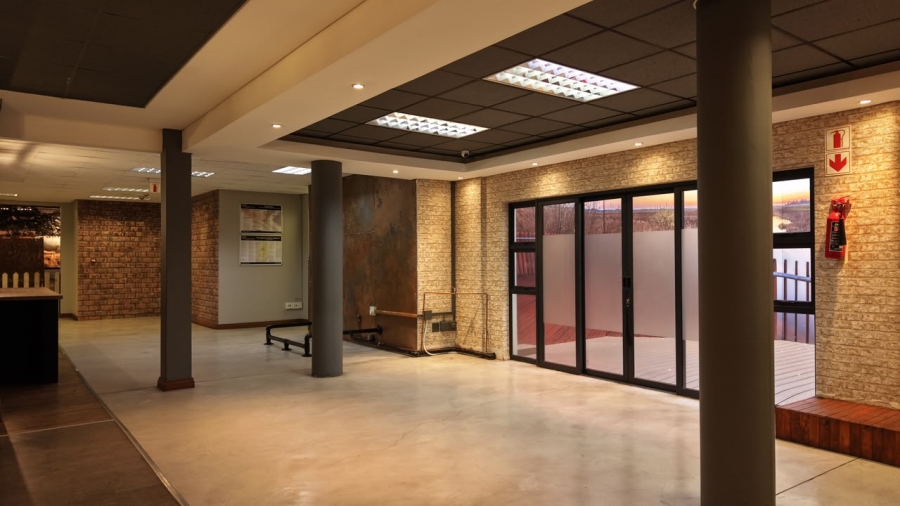 To Let Commercial Property for Rent in Meadowdale Gauteng