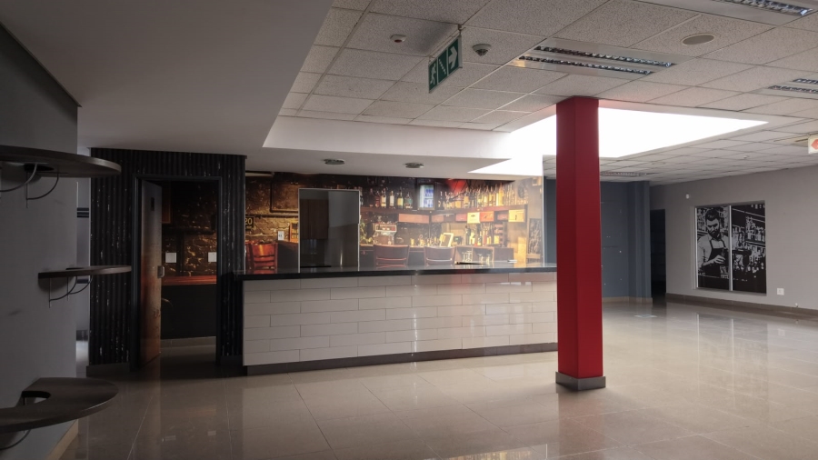 To Let Commercial Property for Rent in Meadowdale Gauteng