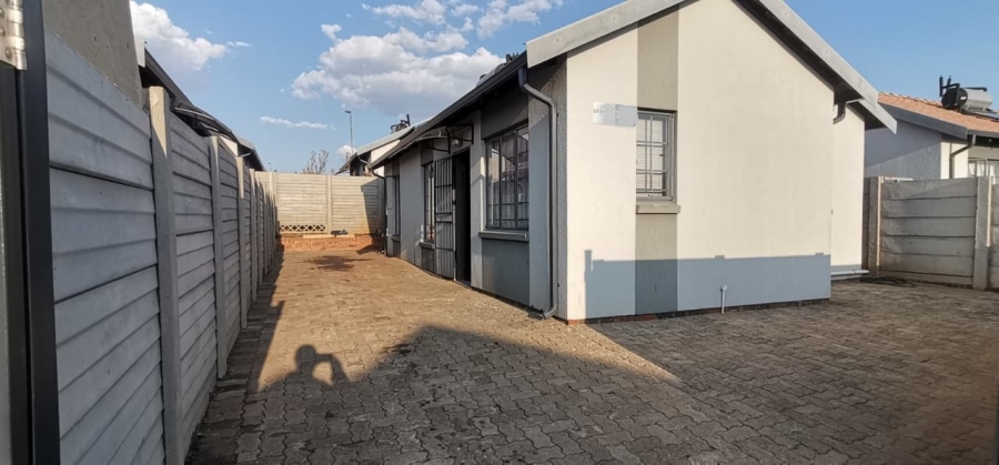 3 Bedroom Property for Sale in Sky City Gauteng