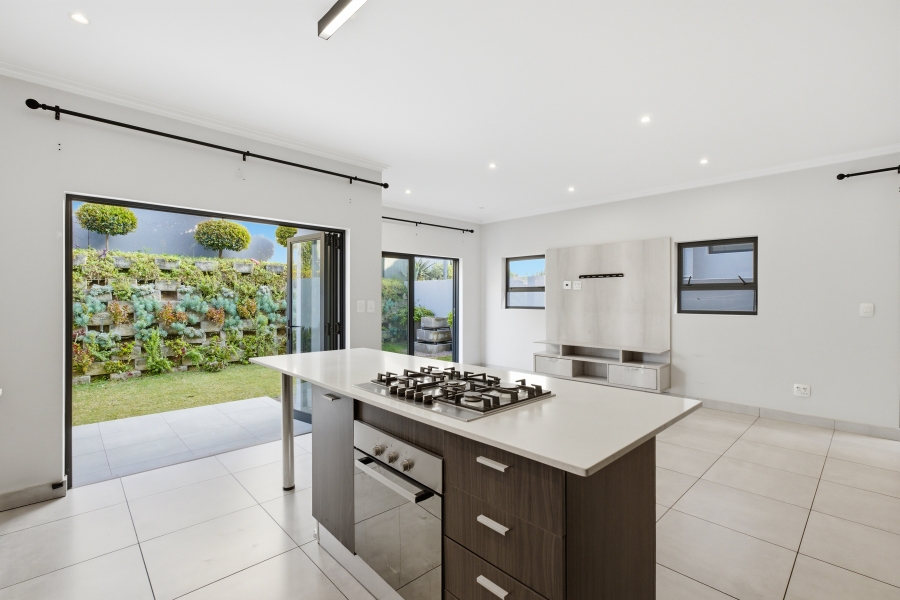 3 Bedroom Property for Sale in Bryanston Gauteng