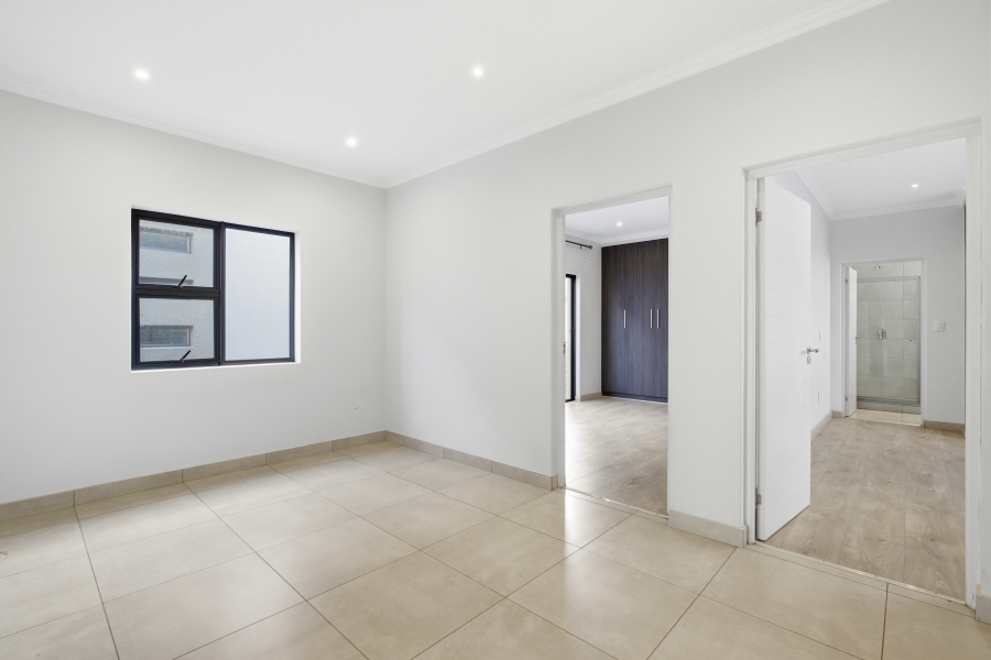 3 Bedroom Property for Sale in Bryanston Gauteng