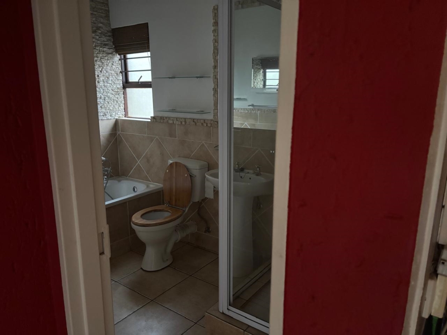 To Let 1 Bedroom Property for Rent in Sunninghill Gauteng