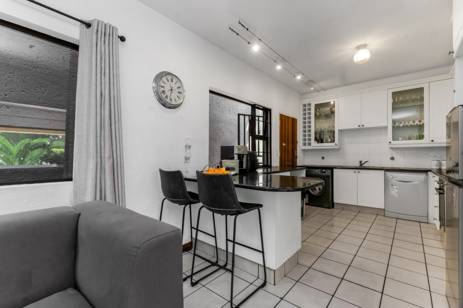 To Let 3 Bedroom Property for Rent in River Club Gauteng