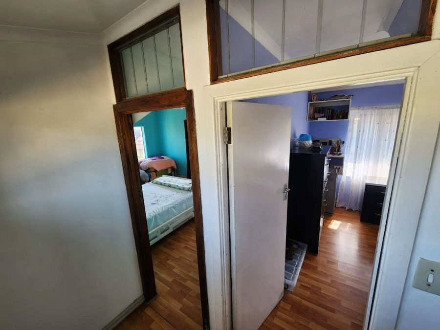 4 Bedroom Property for Sale in Mondeor Gauteng