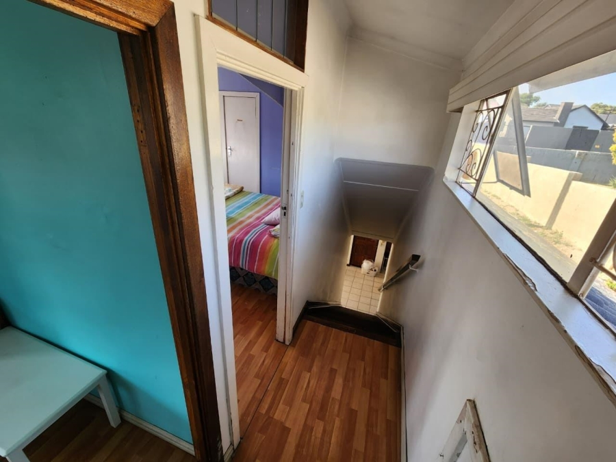 4 Bedroom Property for Sale in Mondeor Gauteng