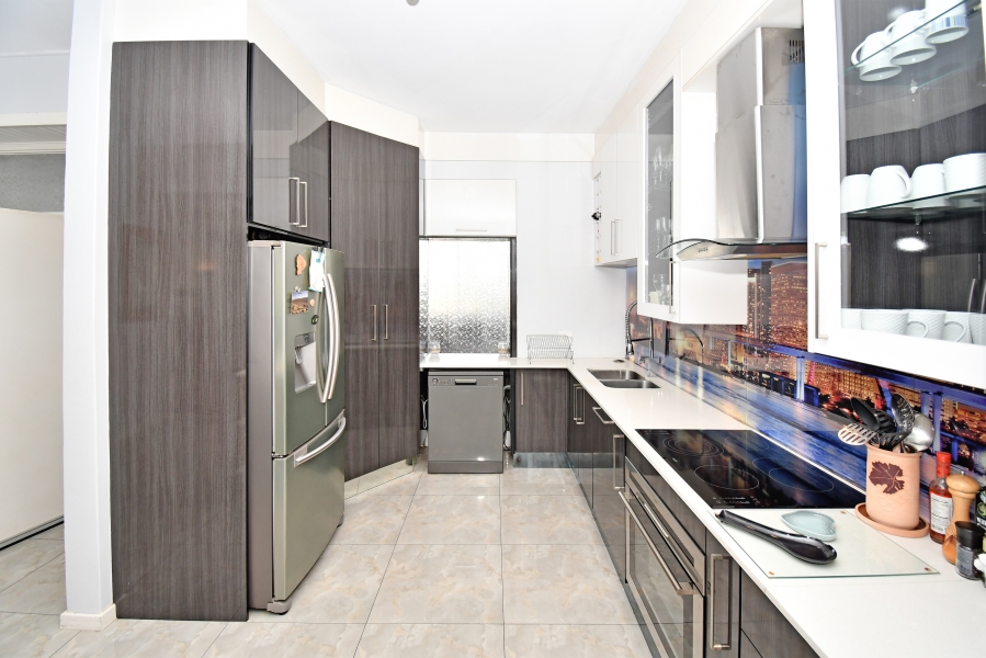 2 Bedroom Property for Sale in Killarney Gauteng