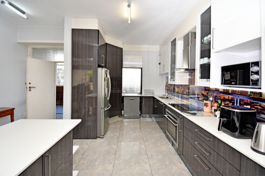 2 Bedroom Property for Sale in Killarney Gauteng