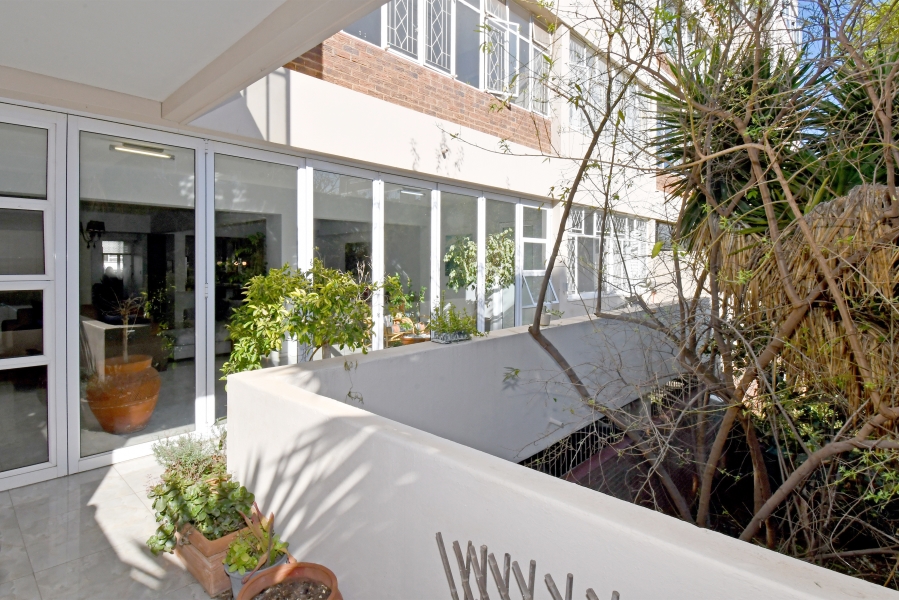 2 Bedroom Property for Sale in Killarney Gauteng