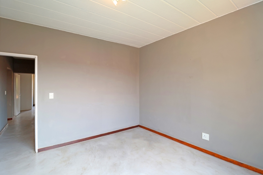 To Let 3 Bedroom Property for Rent in North Riding Gauteng