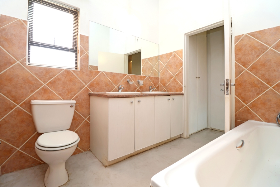 To Let 3 Bedroom Property for Rent in North Riding Gauteng