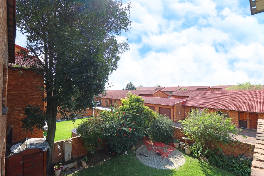 To Let 3 Bedroom Property for Rent in North Riding Gauteng