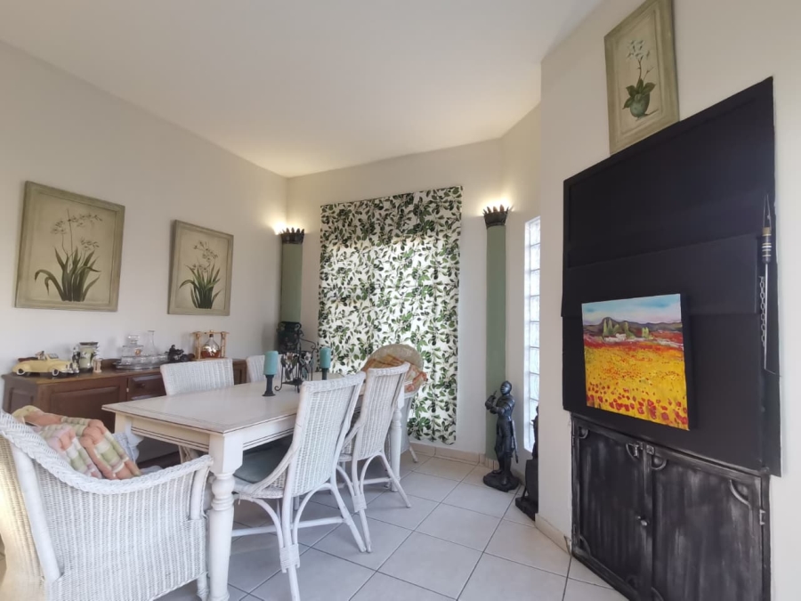 4 Bedroom Property for Sale in Bassonia Gauteng